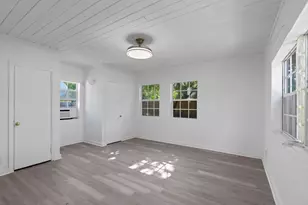 1831 Juno Rd, North Palm Beach, FL 33408 - Photo 16