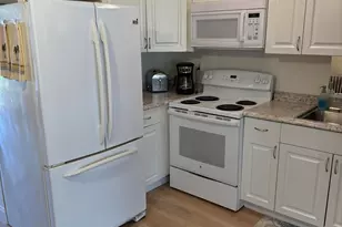 440 SE Fini Dr, Stuart, FL 34996 - Photo 6