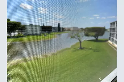 3070 Cornwall D #3070 D, Boca Raton, FL 33434 - Photo 14