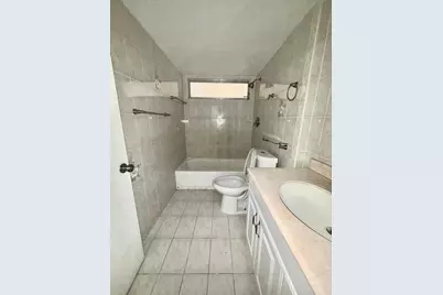 7601 Byron Avenue #3c, Miami Beach, FL 33141 - Photo 6