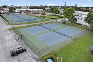 136 Somerset G, West Palm Beach, FL 33417 - Photo 20