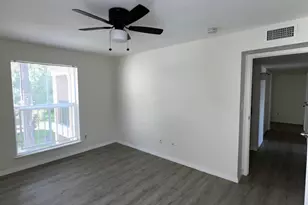 899 Riverside Dr, Coral Springs, FL 33071 - Photo 24