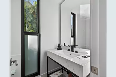 423 Chilean Avenue, Palm Beach, FL 33480 - Photo 18