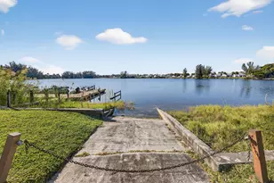 4491 Crystal Lake Dr, Deerfield Beach, FL 33064 - Photo 30