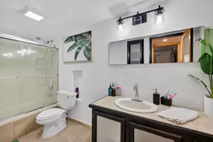 4491 Crystal Lake Dr, Deerfield Beach, FL 33064 - Photo 22