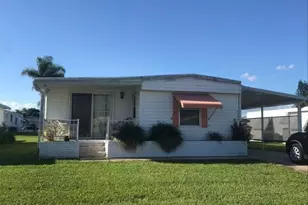 6948 SE Delegate St, Hobe Sound, FL 33455 - Photo 2