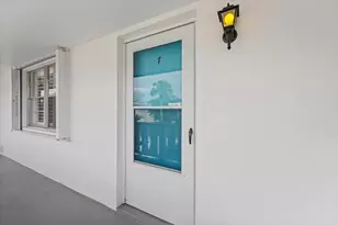 2929 SE Ocean Blvd, Stuart, FL 34996 - Photo 10