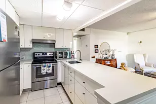 213 Fanshaw F, Boca Raton, FL 33434 - Photo 8