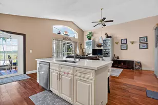 1238 NW 144th Terrace, Pembroke Pines, FL 33028 - Photo 12