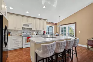 1238 NW 144th Terrace, Pembroke Pines, FL 33028 - Photo 8