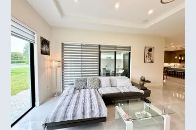 2848 Gin Berry Way, West Palm Beach, FL 33401 - Photo 18