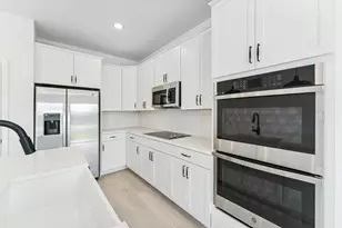 174 SE Birch Ter, Stuart, FL 34997 - Photo 8