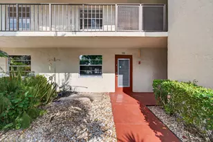 26 Abbey Ln, Delray Beach, FL 33446 - Photo 10