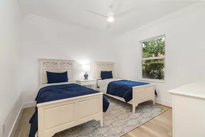 3317 Embassy Drive, West Palm Beach, FL 33401 - Photo 22