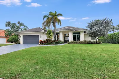3317 Embassy Drive, West Palm Beach, FL 33401 - Photo 2