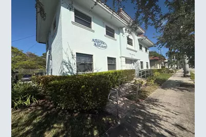 817 E Hillsboro Boulevard, Deerfield Beach, FL 33441 - Photo 8