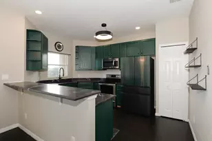 6380 NW Topaz Ct, Port Saint Lucie, FL 34986 - Photo 8