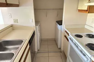 1239 SW 46th Ave, Pompano Beach, FL 33069 - Photo 10