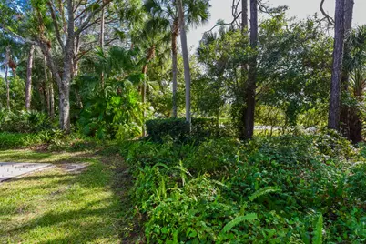 1567 SW Harbour Isles Circle, Port Saint Lucie, FL 34986 - Photo 32