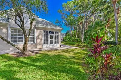 1567 SW Harbour Isles Circle, Port Saint Lucie, FL 34986 - Photo 34