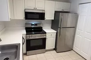 2802 Sarento Pl, Palm Beach Gardens, FL 33410 - Photo 4
