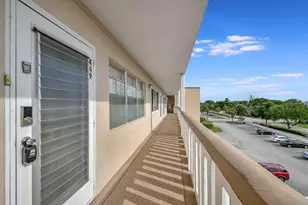 449 Dover C, West Palm Beach, FL 33417 - Photo 4