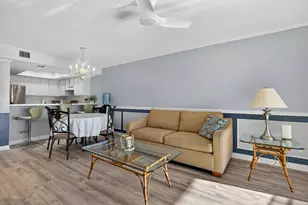 390 NE Edgewater Dr, Stuart, FL 34996 - Photo 44