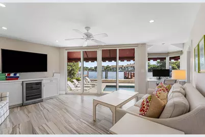 811 Palm Trail, Delray Beach, FL 33483 - Photo 24