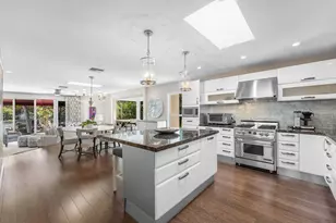 811 Palm Trail, Delray Beach, FL 33483 - Photo 12