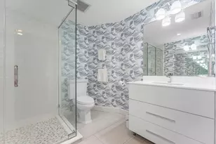 811 Palm Trail, Delray Beach, FL 33483 - Photo 32