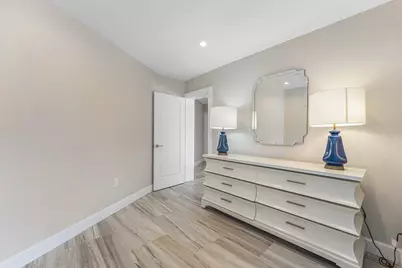 811 Palm Trail, Delray Beach, FL 33483 - Photo 16