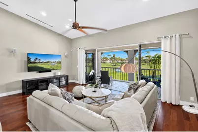 305 Ryder Cup Circle, Palm Beach Gardens, FL 33418 - Photo 1