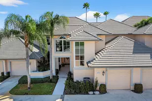 194 Orange Tree Dr, Atlantis, FL 33462 - Photo 2