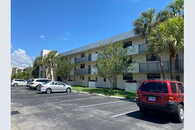 2420 Deer Creek Country Club Boulevard #302-d, Deerfield Beach, FL 33442 - Photo 2