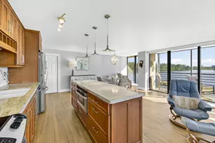 900 NE Spanish River Blvd, Boca Raton, FL 33431 - Photo 8