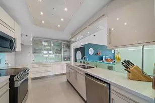 1201 S Ocean Dr, Hollywood, FL 33019 - Photo 18