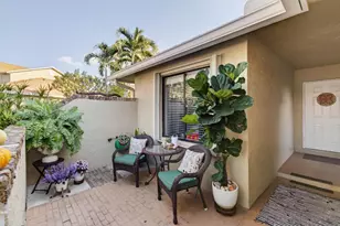 1406 Maplewood Dr, Greenacres, FL 33415 - Photo 4