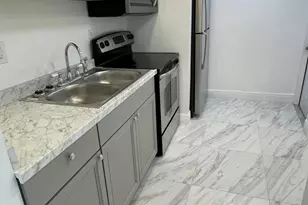 908 W 5th St, Riviera Beach, FL 33404 - Photo 36