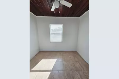 908 W 5th Street, Riviera Beach, FL 33404 - Photo 28