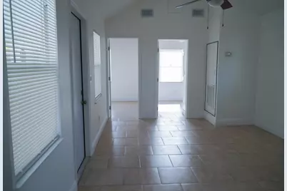 908 W 5th Street, Riviera Beach, FL 33404 - Photo 40