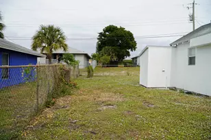 908 W 5th St, Riviera Beach, FL 33404 - Photo 18