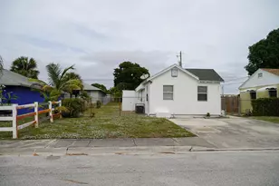 908 W 5th St, Riviera Beach, FL 33404 - Photo 4