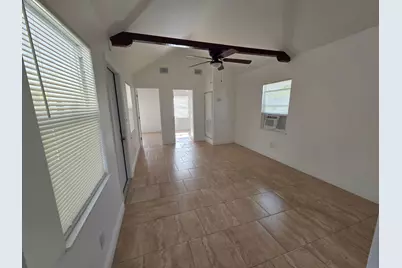 908 W 5th Street, Riviera Beach, FL 33404 - Photo 20