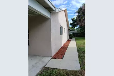 1704 Boardman Avenue, West Palm Beach, FL 33407 - Photo 6