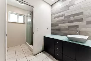 337 E Lake Rd, Palm Springs, FL 33461 - Photo 10