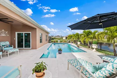 6 52nd Square, Vero Beach, FL 32968 - Photo 2