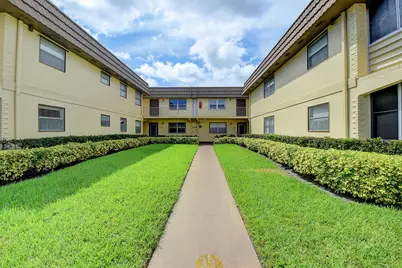 151 Saxony D #151, Delray Beach, FL 33446 - Photo 2
