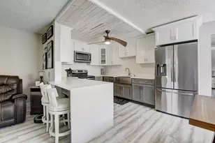 151 Saxony D, Delray Beach, FL 33446 - Photo 10