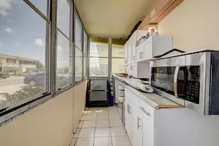 151 Saxony D, Delray Beach, FL 33446 - Photo 18