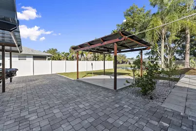 2471 SE Leithgow Street, Port Saint Lucie, FL 34952 - Photo 32